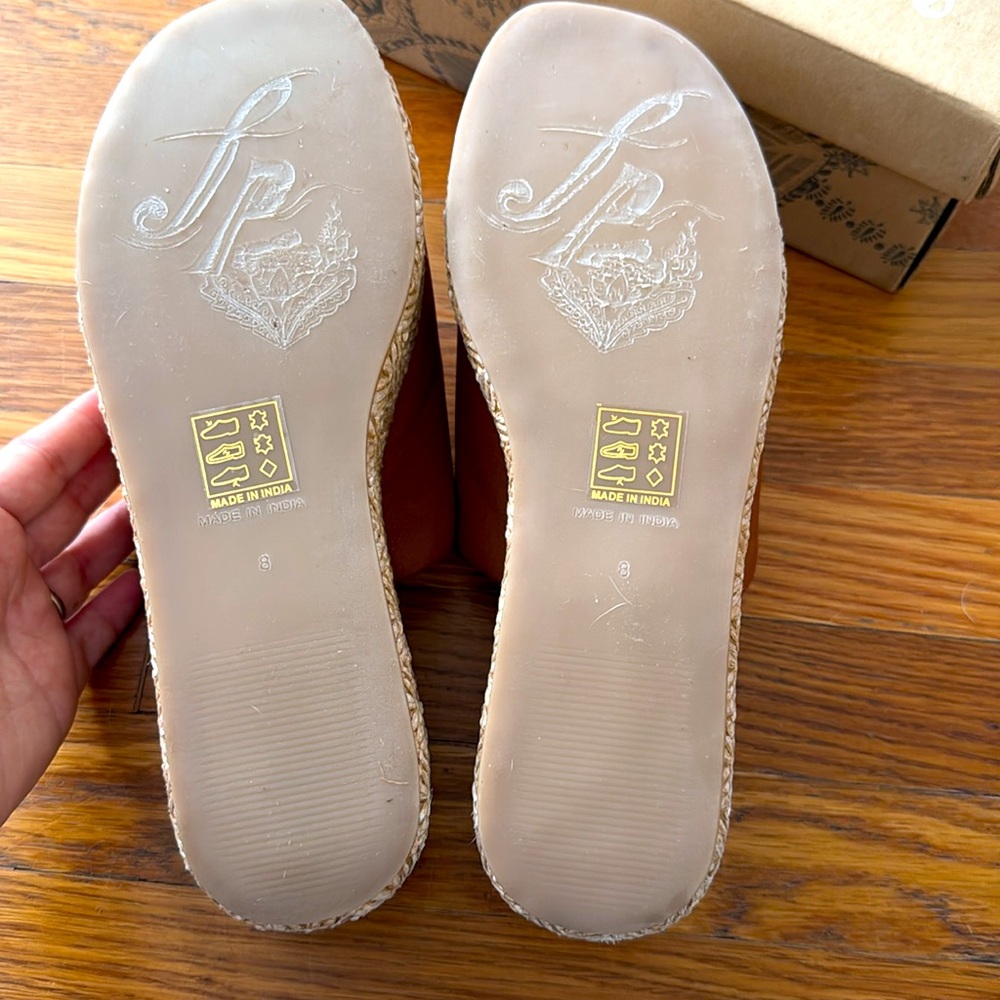 New Free People Harbor Raffia Fatform sandles size 8 - Picture 2 of 4